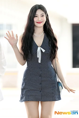 Red Velvet Joy