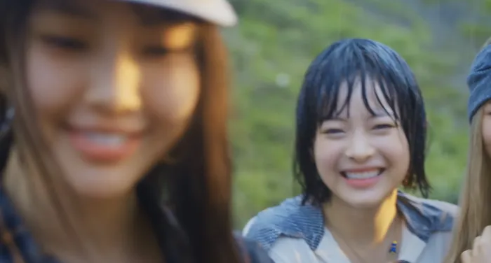 当 Danielle 被退团后再看这支 MV：她们渴望的“解放感”，终究是梦一场吗？