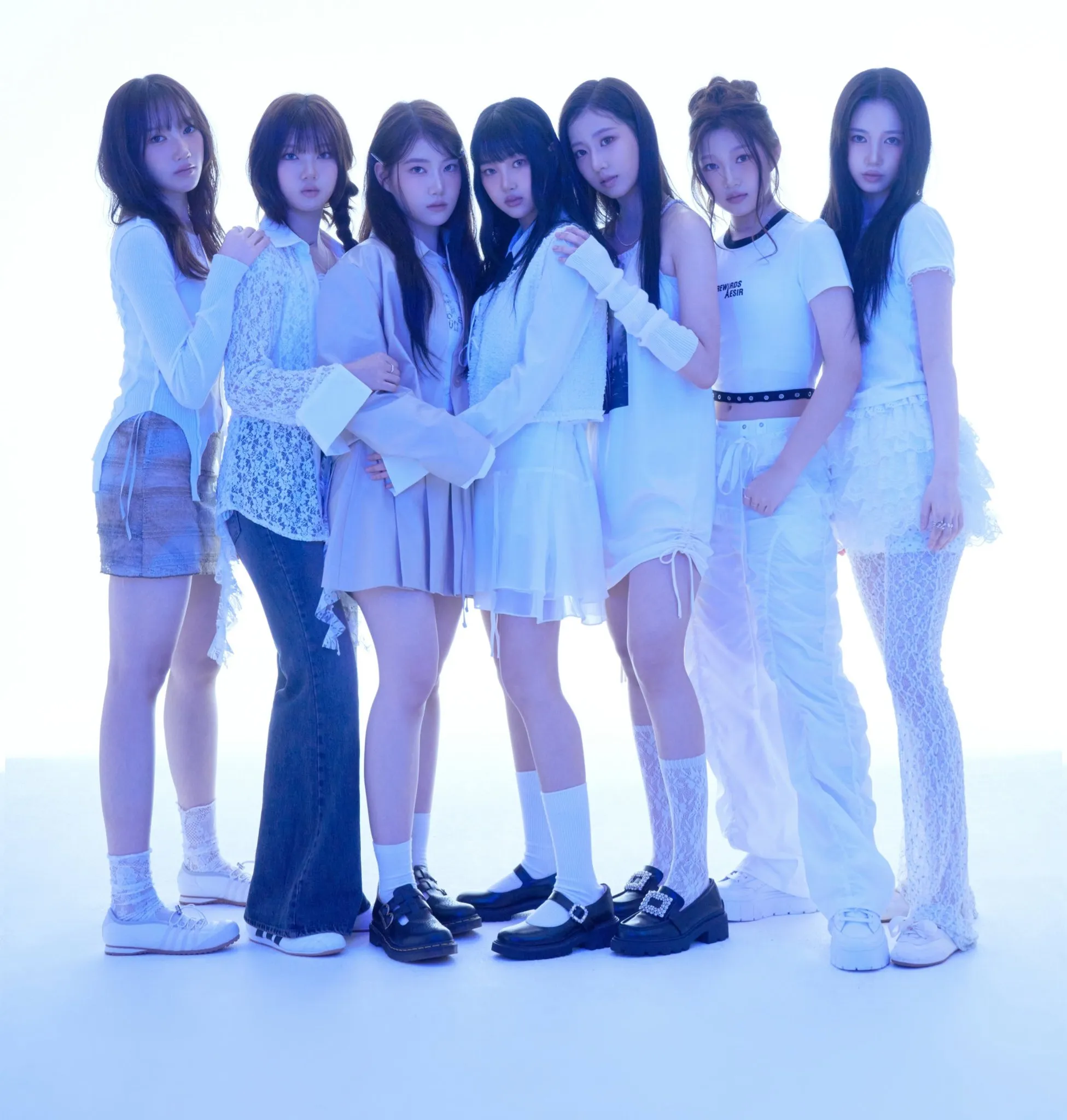 Oh My Girl 师妹团要来了！WM 七人新女团 USPEER 六月出道，出道周物料排满！